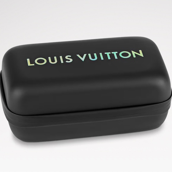 Louis Vuitton Ski Goggles - Picture 9 of 15